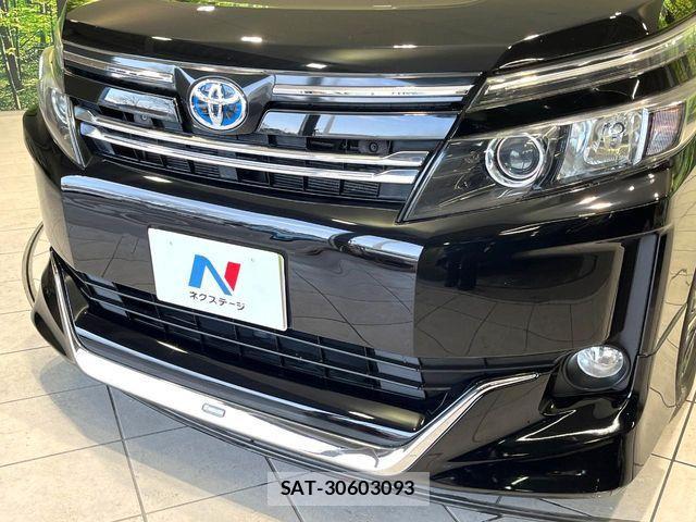Toyota VOXY HYBRID 2014-09 3391247-2
