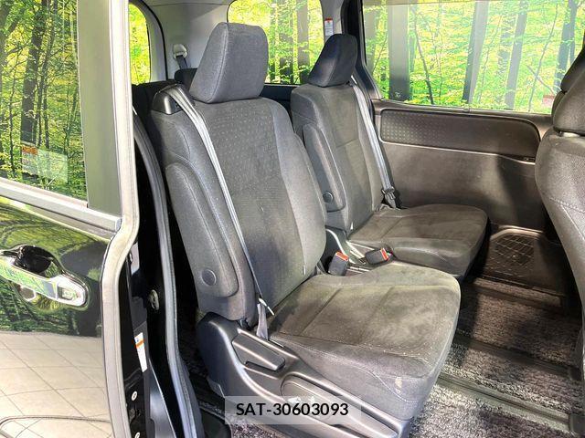 Toyota VOXY HYBRID 2014-09 3391247-8