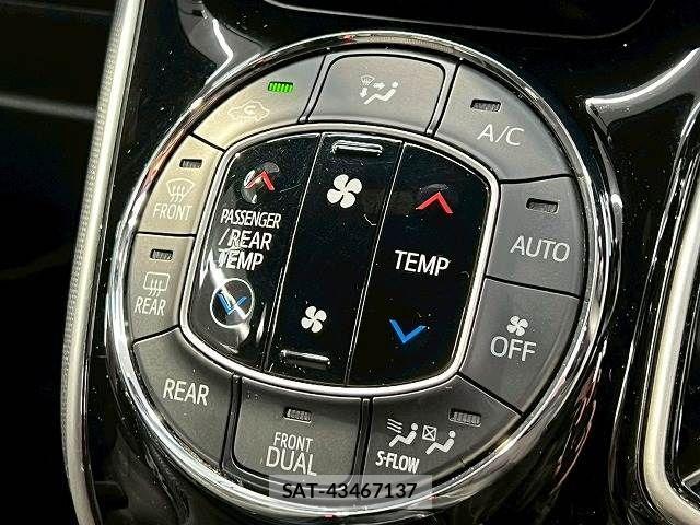 Toyota VOXY HYBRID 2017-12 3415453-11