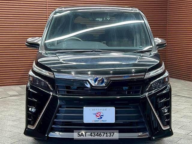 Toyota VOXY HYBRID 2017-12 3415453-16