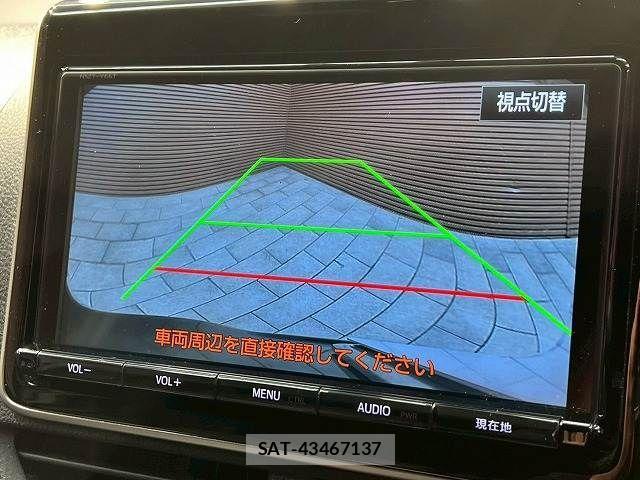 Toyota VOXY HYBRID 2017-12 3415453-3