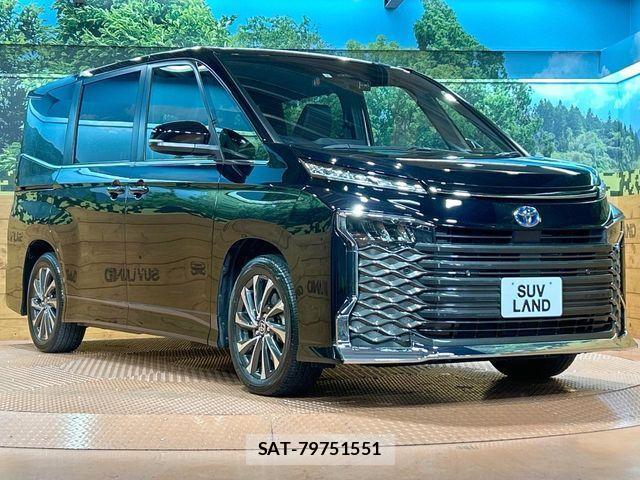 Toyota VOXY HYBRID 2023-02 3391150-16