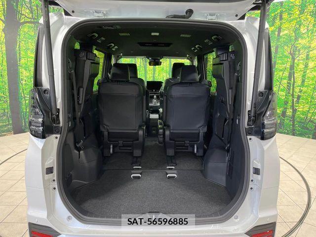Toyota VOXY HYBRID 2026-01 3391094-12