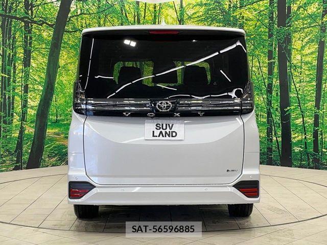 Toyota VOXY HYBRID 2026-01 3391094-17