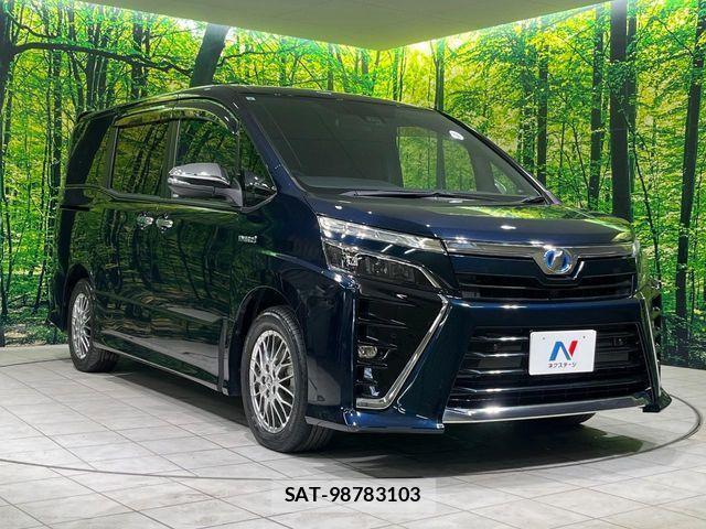 Toyota VOXY HYBRID 2019-09 3423720-16
