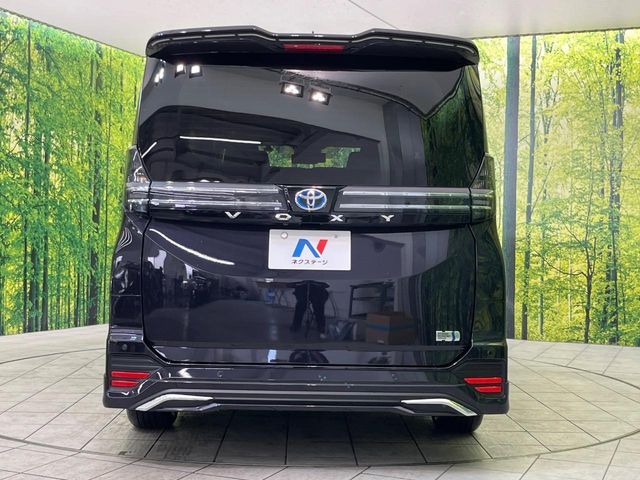 Toyota VOXY HYBRID 2024-11 3687518-15