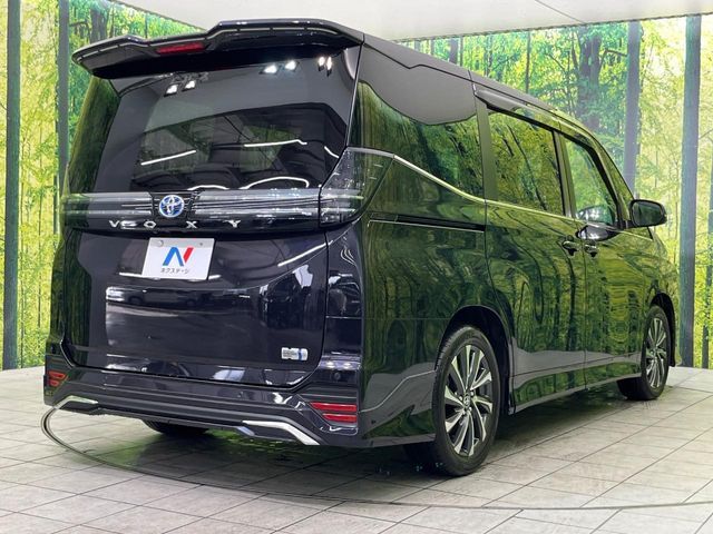 Toyota VOXY HYBRID 2024-11 3687518-17