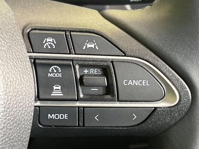 Toyota VOXY HYBRID 2024-11 3687518-4
