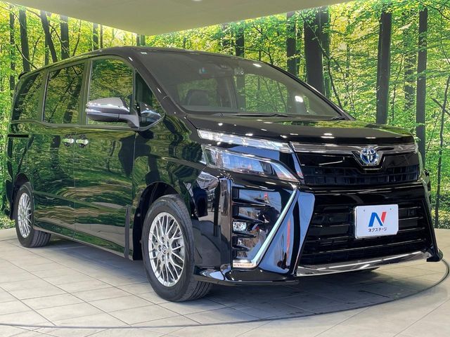 Toyota VOXY HYBRID 2020-11 3687598-16