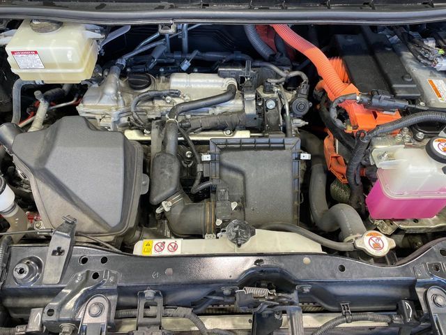 Toyota VOXY HYBRID 2020-11 3687598-17