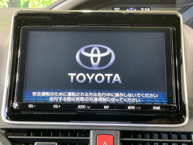 Toyota VOXY HYBRID 2020-11 3687598-2
