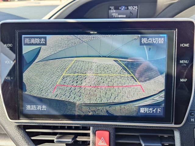 Toyota VOXY HYBRID 2020-11 3687589-14