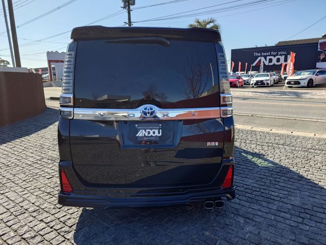 Toyota VOXY HYBRID 2020-11 3687589-6