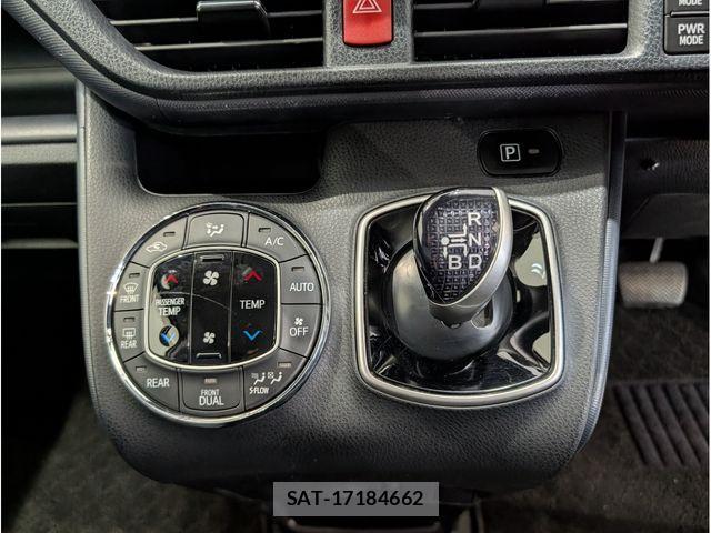 Toyota VOXY HYBRID 2016-07 3779852-13