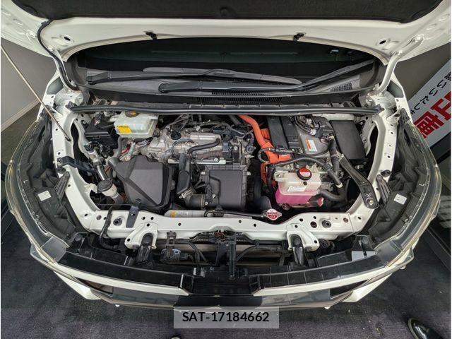 Toyota VOXY HYBRID 2016-07 3779852-16