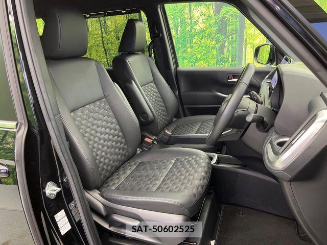 Toyota VOXY HYBRID 2023-09 3835037-8