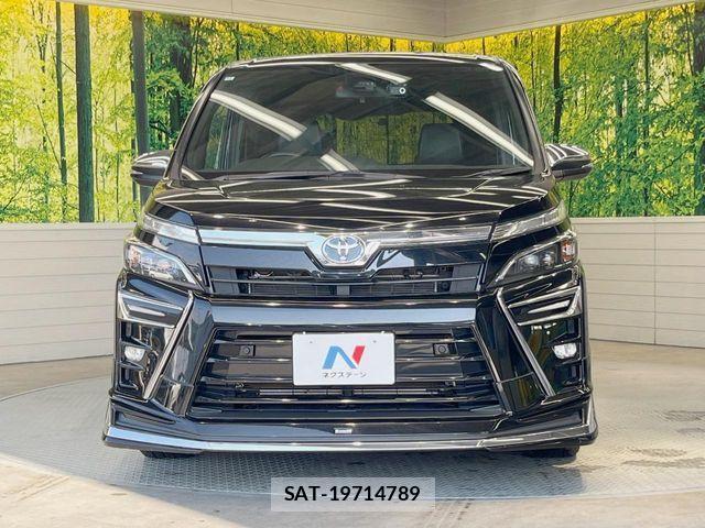 Toyota VOXY HYBRID 2020-11 3911198-14