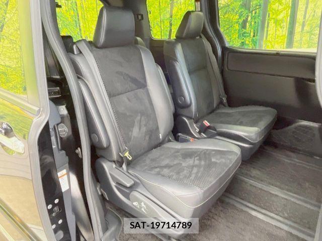 Toyota VOXY HYBRID 2020-11 3911198-8