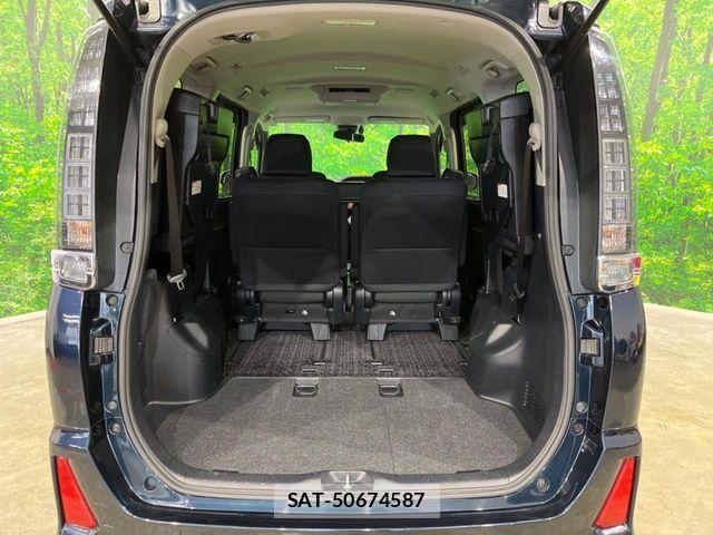 Toyota VOXY HYBRID 2017-02 3911204-11