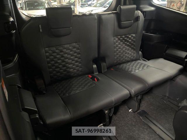 Toyota VOXY HYBRID 2026-01 4051606-9