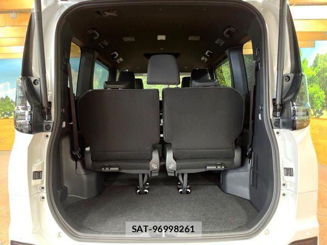 Toyota VOXY HYBRID 2026-01 4051606-10