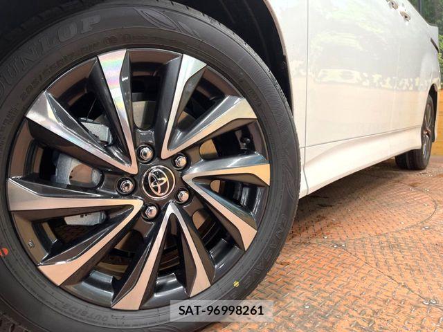 Toyota VOXY HYBRID 2026-01 4051606-12