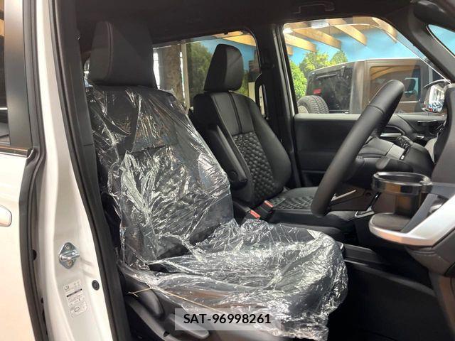 Toyota VOXY HYBRID 2026-01 4051606-7