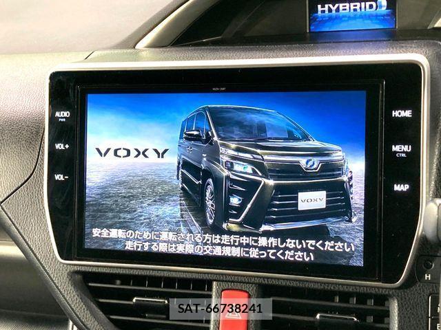 Toyota VOXY HYBRID 2019-06 4051632-2