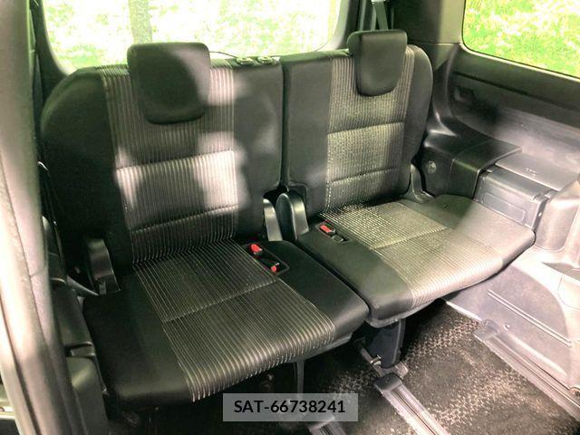 Toyota VOXY HYBRID 2019-06 4051632-8
