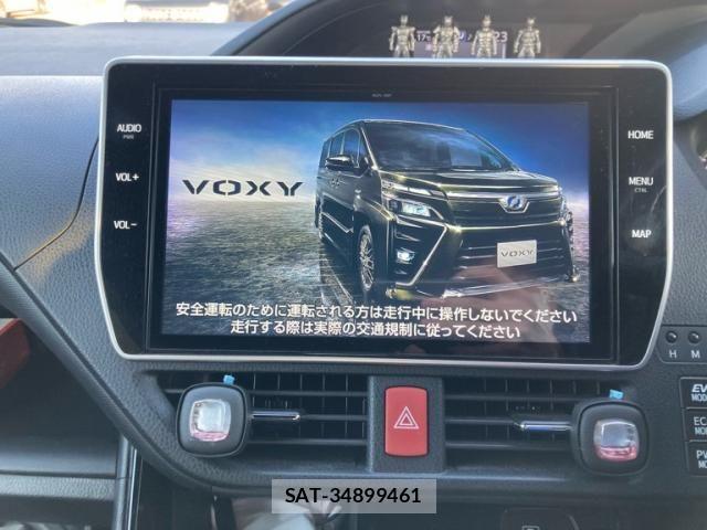 Toyota VOXY HYBRID 2018-10 4051639-15