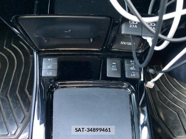 Toyota VOXY HYBRID 2018-10 4051639-20