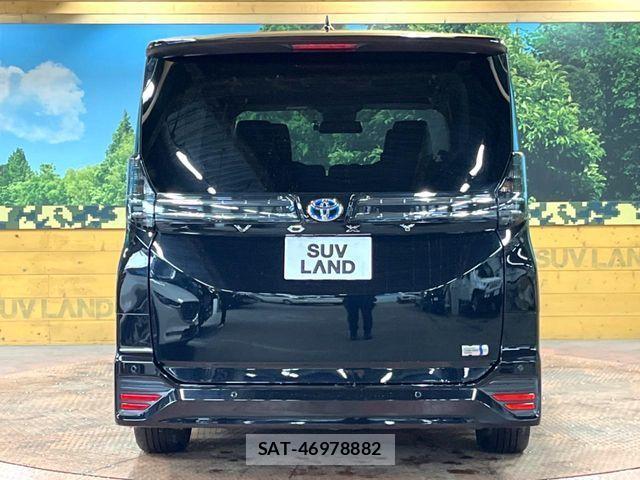 Toyota VOXY HYBRID 2023-04 4141207-14