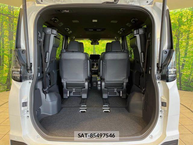 Toyota VOXY HYBRID 2026-01 4177877-10