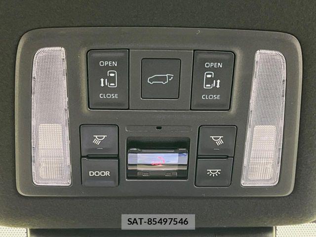 Toyota VOXY HYBRID 2026-01 4177877-6
