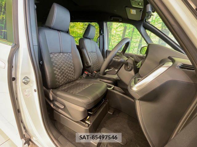 Toyota VOXY HYBRID 2026-01 4177877-7