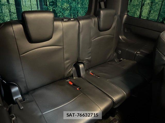 Toyota VOXY HYBRID 2020-02 4244150-11