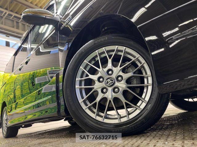 Toyota VOXY HYBRID 2020-02 4244150-13