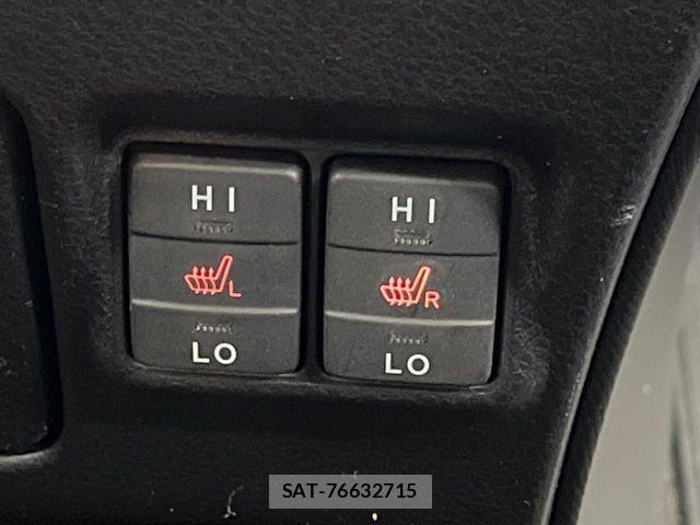 Toyota VOXY HYBRID 2020-02 4244150-8