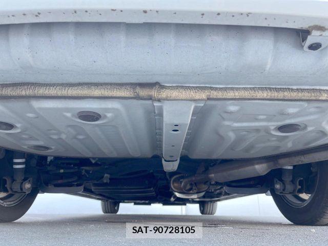 Toyota VOXY HYBRID 2018-08 4395805-18