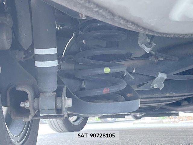 Toyota VOXY HYBRID 2018-08 4395805-19