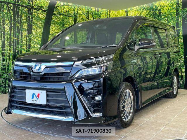 Toyota VOXY HYBRID 2017-12 4395804-16