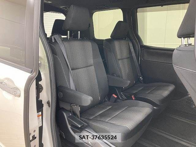 Toyota VOXY HYBRID 2019-06 4424987-5