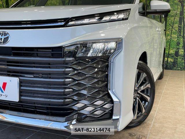 Toyota VOXY HYBRID 2026-01 4604369-12