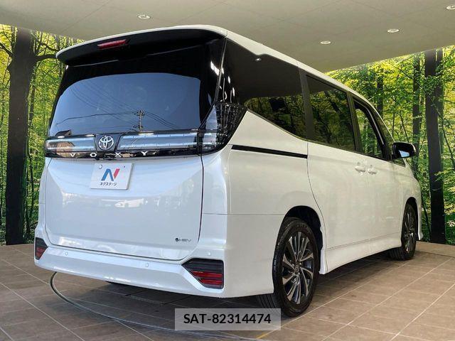 Toyota VOXY HYBRID 2026-01 4604369-16
