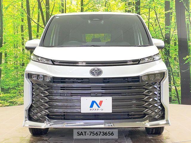 Toyota VOXY HYBRID 2026-02 4604361-14