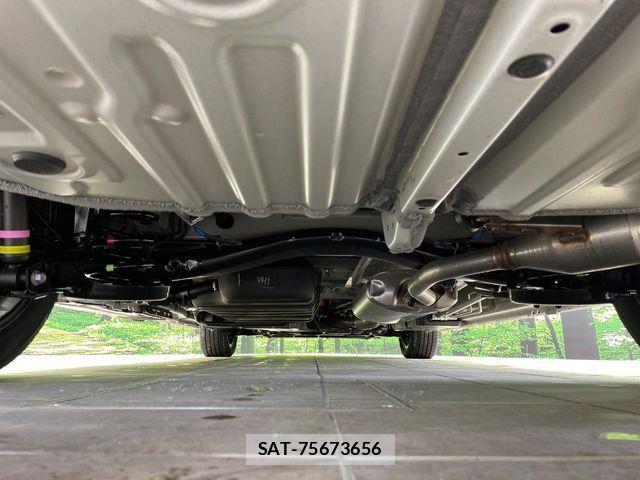 Toyota VOXY HYBRID 2026-02 4604361-18