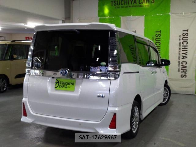 Toyota VOXY HYBRID 2020-01 4604399-1
