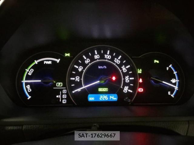 Toyota VOXY HYBRID 2020-01 4604399-28
