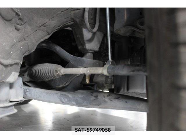 Toyota VOXY HYBRID 2014-08 4604436-19