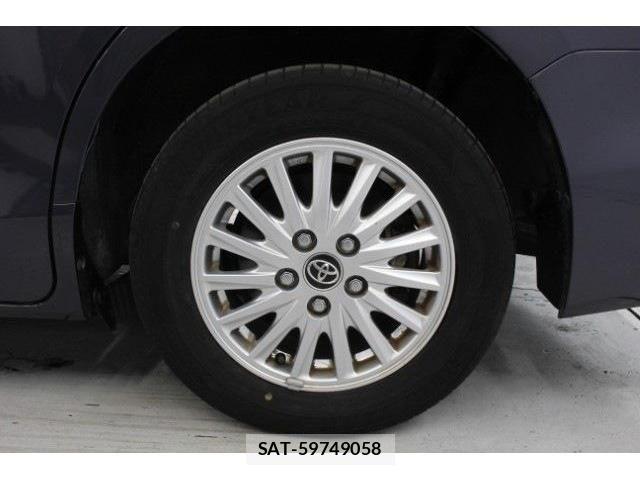 Toyota VOXY HYBRID 2014-08 4604436-24